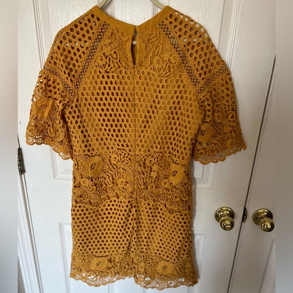 AQUA BOHO BELL SLEEVE LACE DRESS size medium - Picture 6 of 6